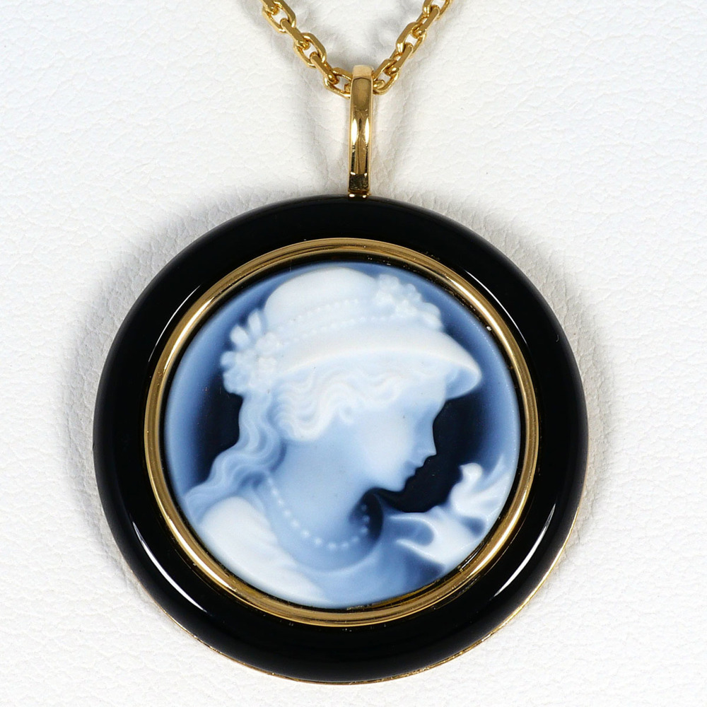 VINTAGE 18k Gold Onyx Necklace